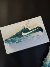 Load image into Gallery viewer, Nike Tiempo Legend 10 Elite SE FG - Emerald