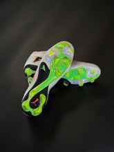 Load image into Gallery viewer, Puma Future 8 Ultimate FG/AG - Launch Edition