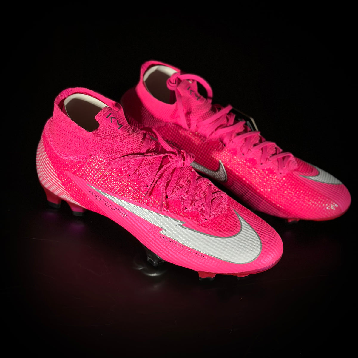 Mercurial 2025 superfly rosa