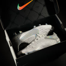 Load image into Gallery viewer, Nike Tiempo Legend 9 Elite SE FG - Focus