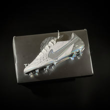 Load image into Gallery viewer, Nike Tiempo Legend 9 Elite SE FG - Focus