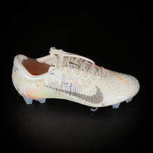 Load image into Gallery viewer, Nike Mercurial Vapor Next Nature FG