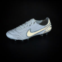 Load image into Gallery viewer, Nike Tiempo Legend 9 Elite SE FG - Focus