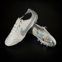 Load image into Gallery viewer, Nike Tiempo Legend 9 Elite SE FG - Focus