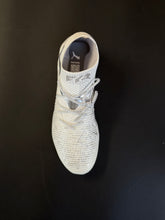 Load image into Gallery viewer, Puma Future 8 Ultimate FG/AG - Whiteout Pack
