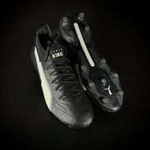 Load image into Gallery viewer, Puma King Ultimate Art of Football FG/AG - Special Edition
