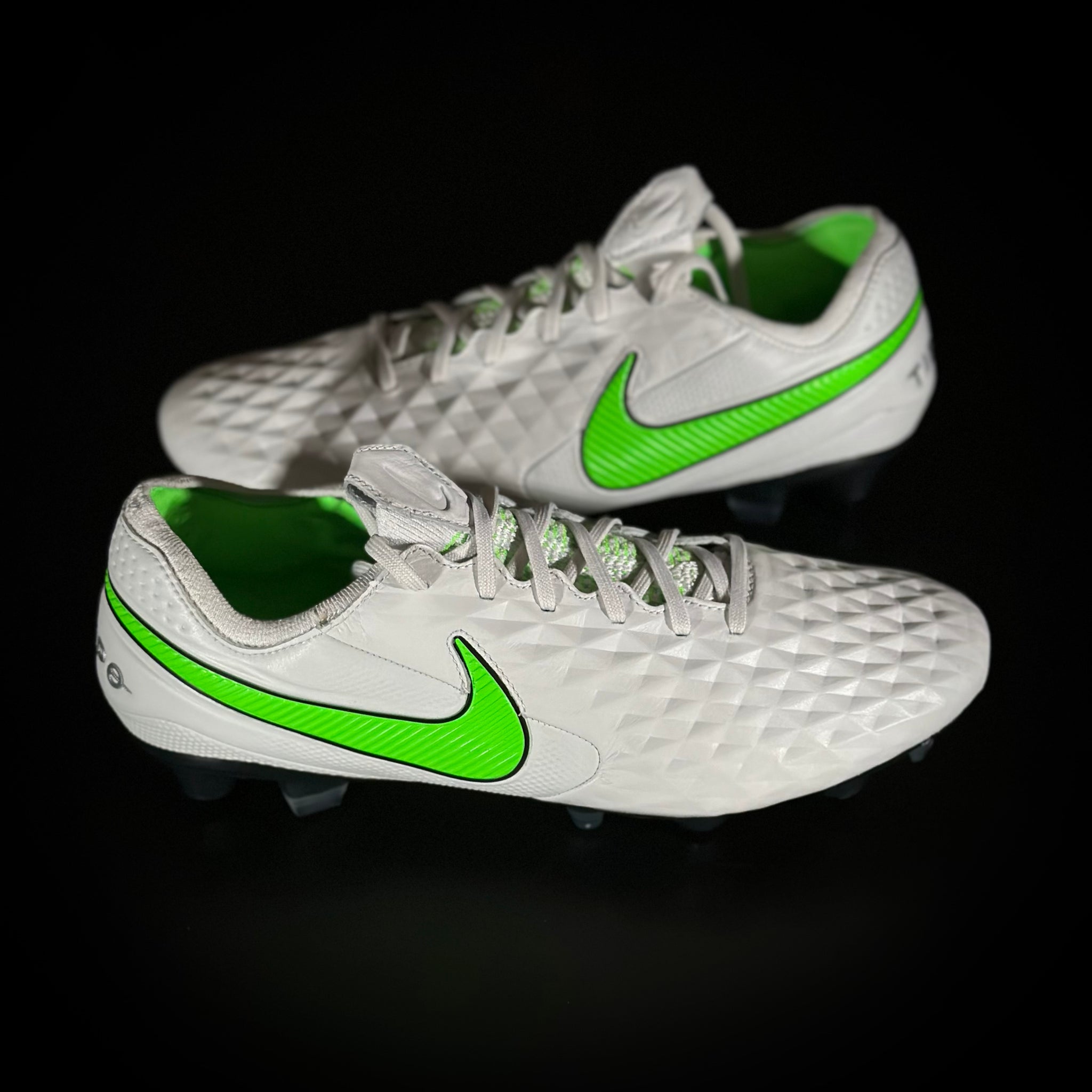 Tiempo legend hot sale 8 sg