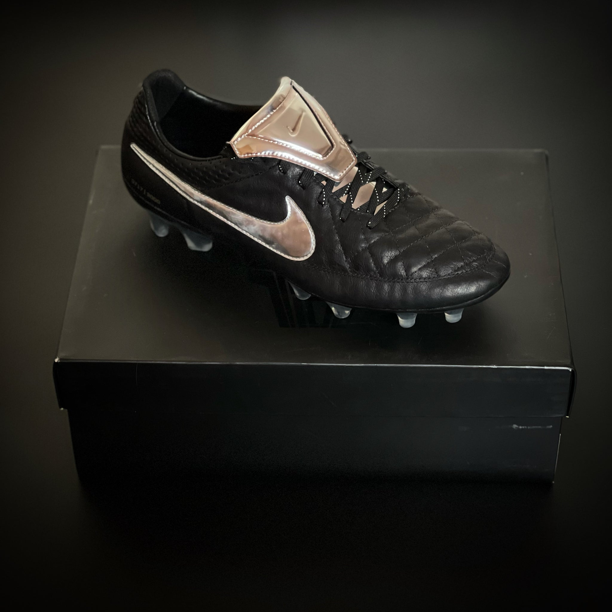 Nike tiempo legend v sales totti