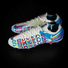 Load image into Gallery viewer, Nike Phantom GT 3D Elite SG Pro - Limited Edition
