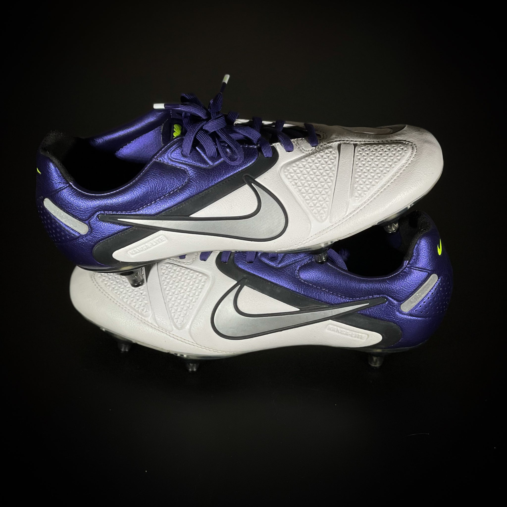 flor Error Deshabilitar Nike CTR360 Maestri II SG Pro 'White/Purple/Silver' – The Boot Doctor