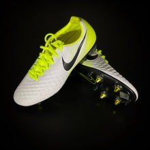 Load image into Gallery viewer, Nike Magista Opus II SG Pro AC Motion Blur Pack
